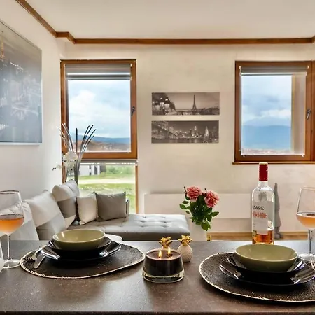 Peaceful W/ Amazing View شقة