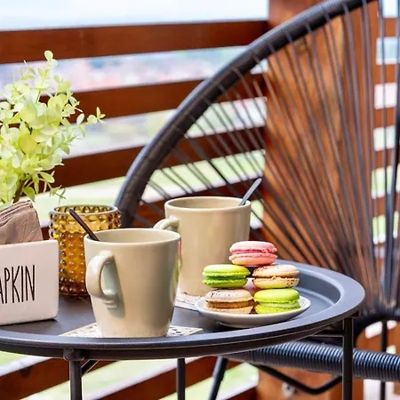 Peaceful W/ Amazing View Apartman