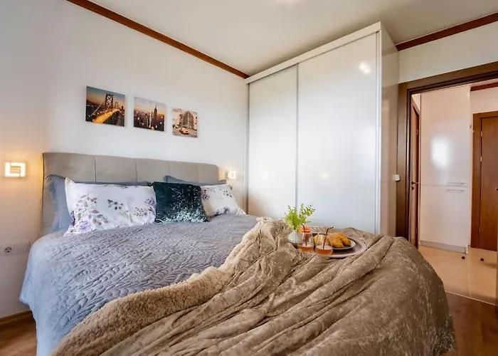 Apartment Peaceful W/ Amazing View